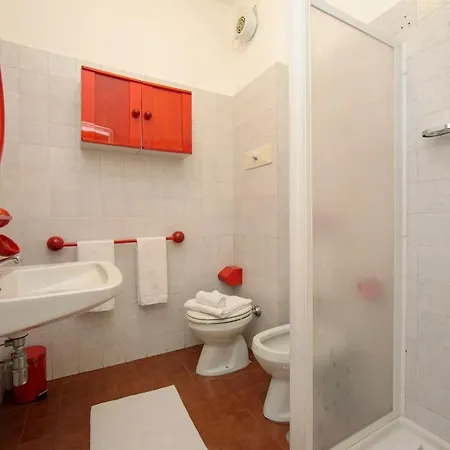Σπίτι διακοπών Sleeps 6 Pool Ispra