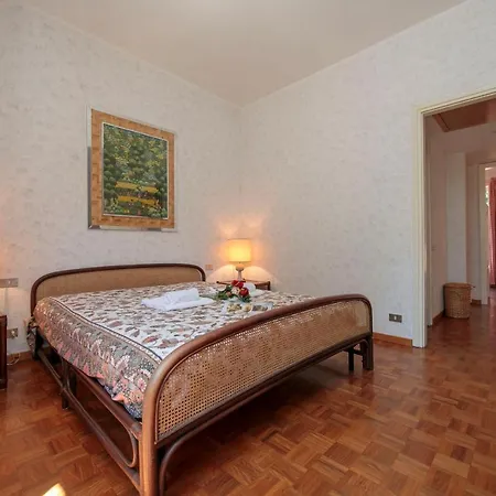 Σπίτι διακοπών Sleeps 6 Pool
